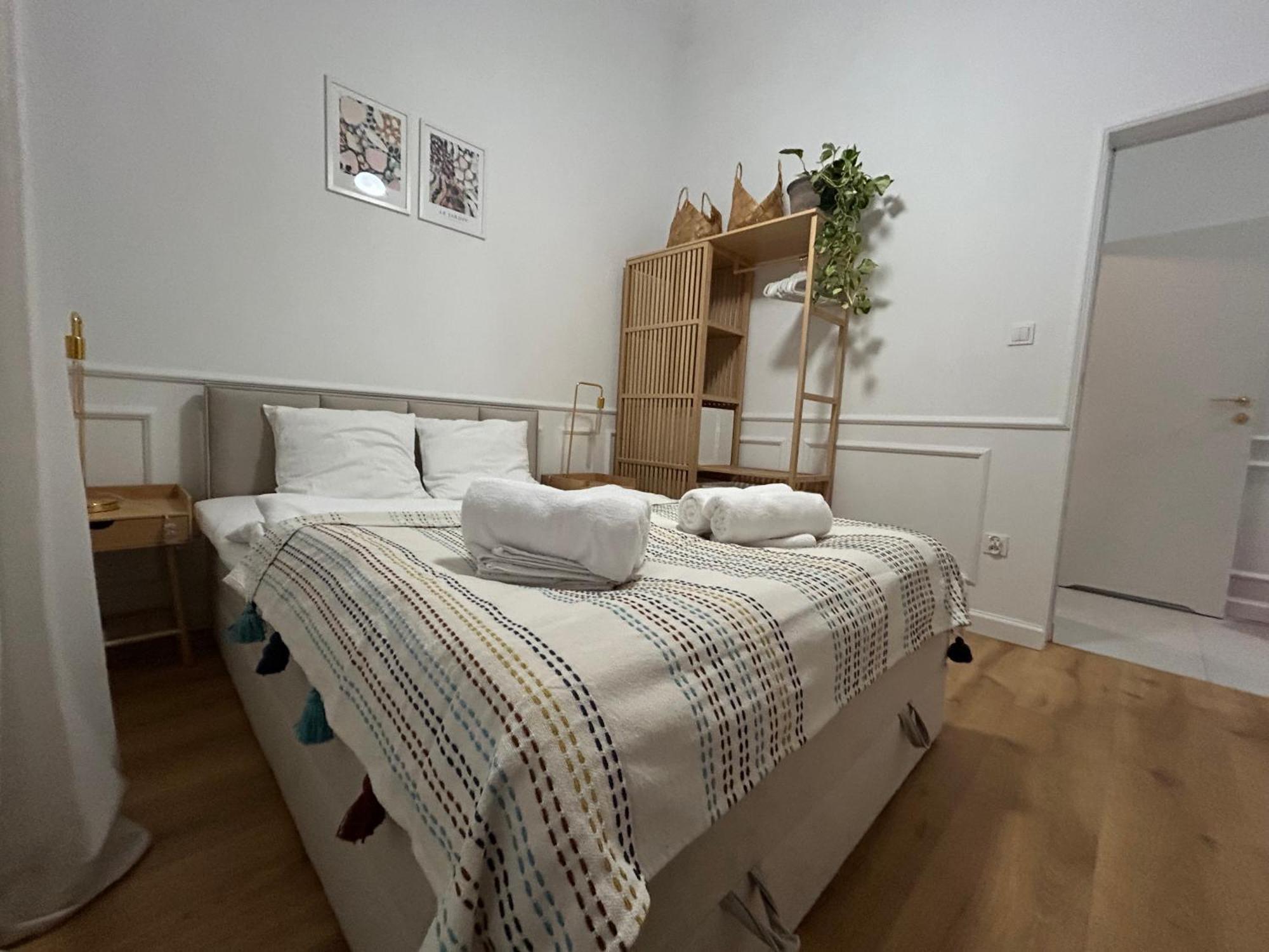 Apartament Przy Bulwarze Wrocław Exterior foto